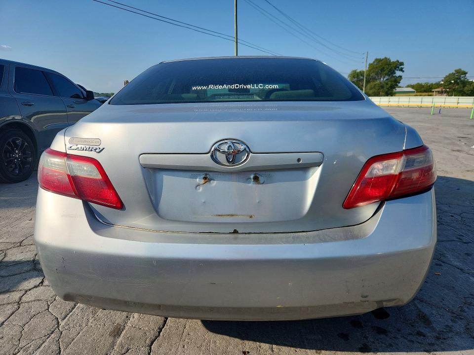 67690646 :رقم المزاد ، 4T1BE46K07U678398 vin ، 2007 Toyota Camry مزاد بيع