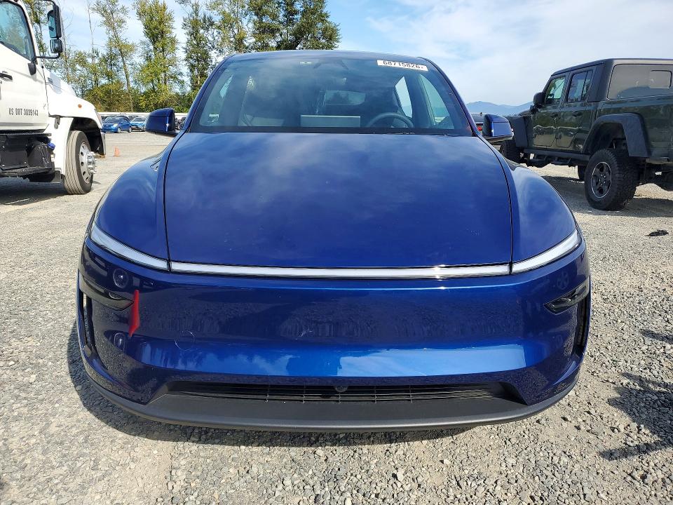 2026 Tesla Model Y მანქანა იყიდება აუქციონზე, vin: 7SAYGDEE8TF588099, აუქციონის ნომერი: 68715826