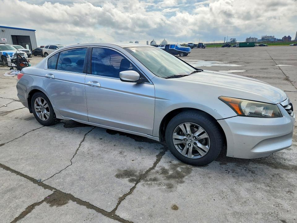 68750036 :رقم المزاد ، 1HGCP2F4XBA108378 vin ، 2011 Honda Accord مزاد بيع