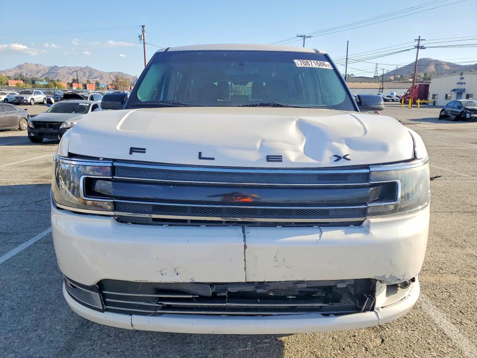 70871686 :رقم المزاد ، 2FMGK5C89GBA14197 vin ، 2016 Ford Flex مزاد بيع
