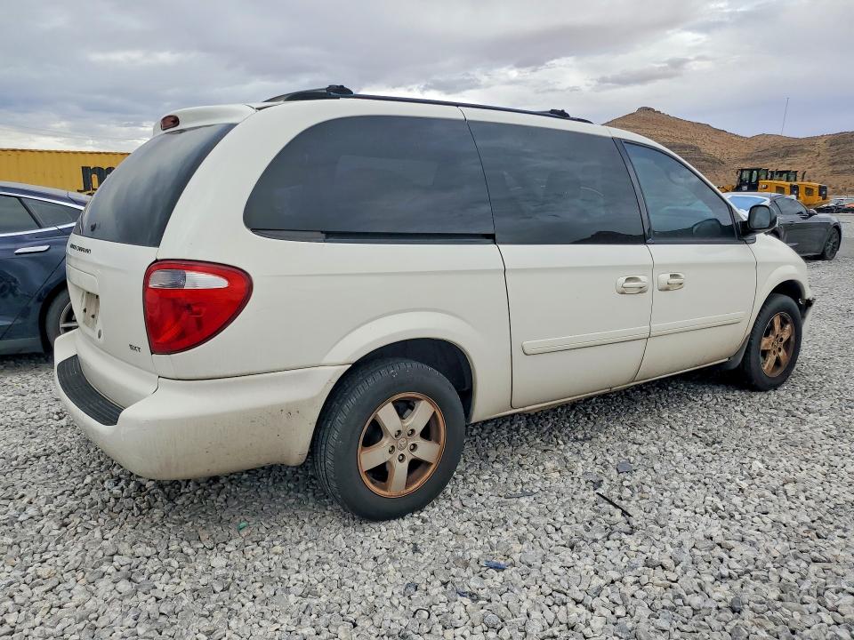 69726876 :رقم المزاد ، 2D4GP44L76R807400 vin ، 2006 Dodge Grand Caravan مزاد بيع