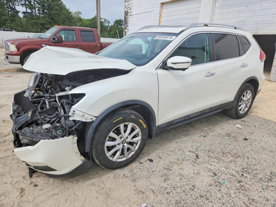 2017 Nissan Rogue მანქანა იყიდება აუქციონზე, vin: 5N1AT2MV5HC829231, აუქციონის ნომერი: 68540976