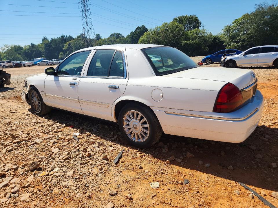 Aukcja sprzedaży 2011 Mercury Grand Marquis, vin: 2MEBM7FV9BX610085, numer aukcji: 67895726