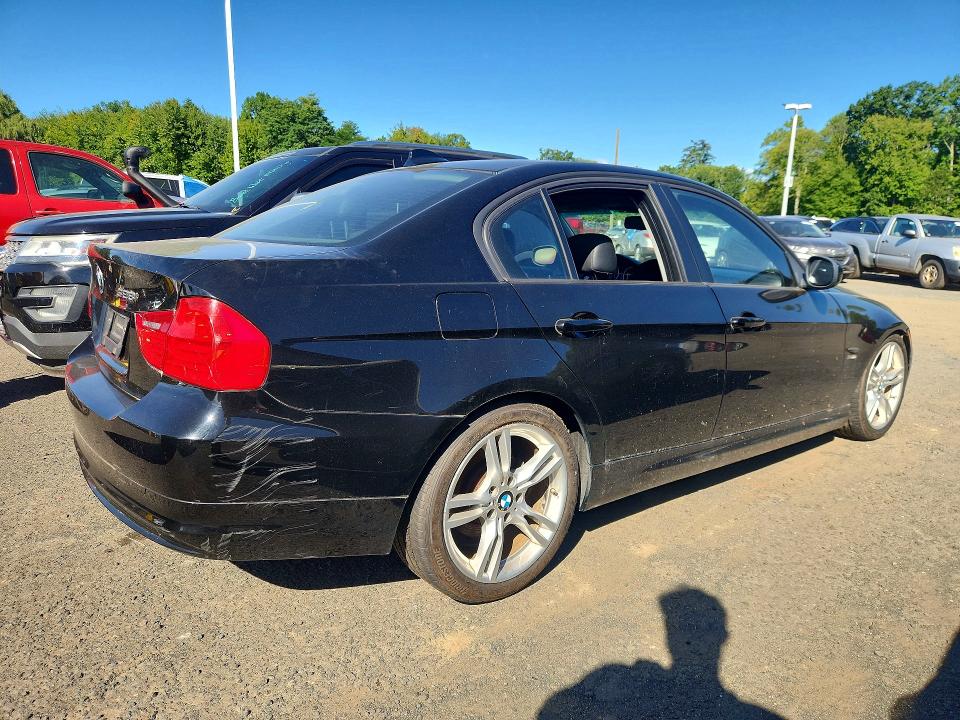 67098566 :رقم المزاد ، WBAPK5C51AA649778 vin ، 2010 Bmw 328 مزاد بيع