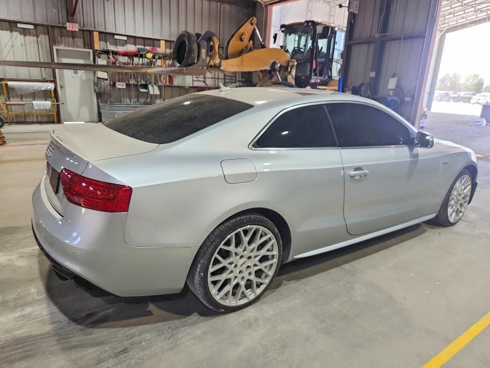 2013 Audi S5 მანქანა იყიდება აუქციონზე, vin: WAUCGAFRXDA034402, აუქციონის ნომერი: 69035576