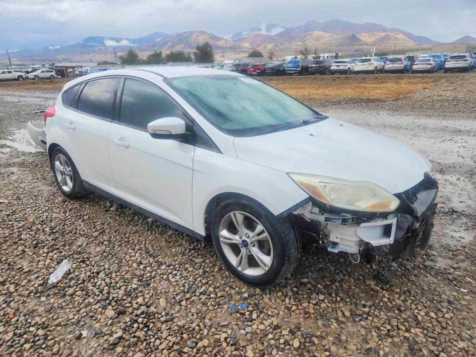 70667276 :رقم المزاد ، 1FADP3K27EL305729 vin ، 2014 Ford Focus مزاد بيع