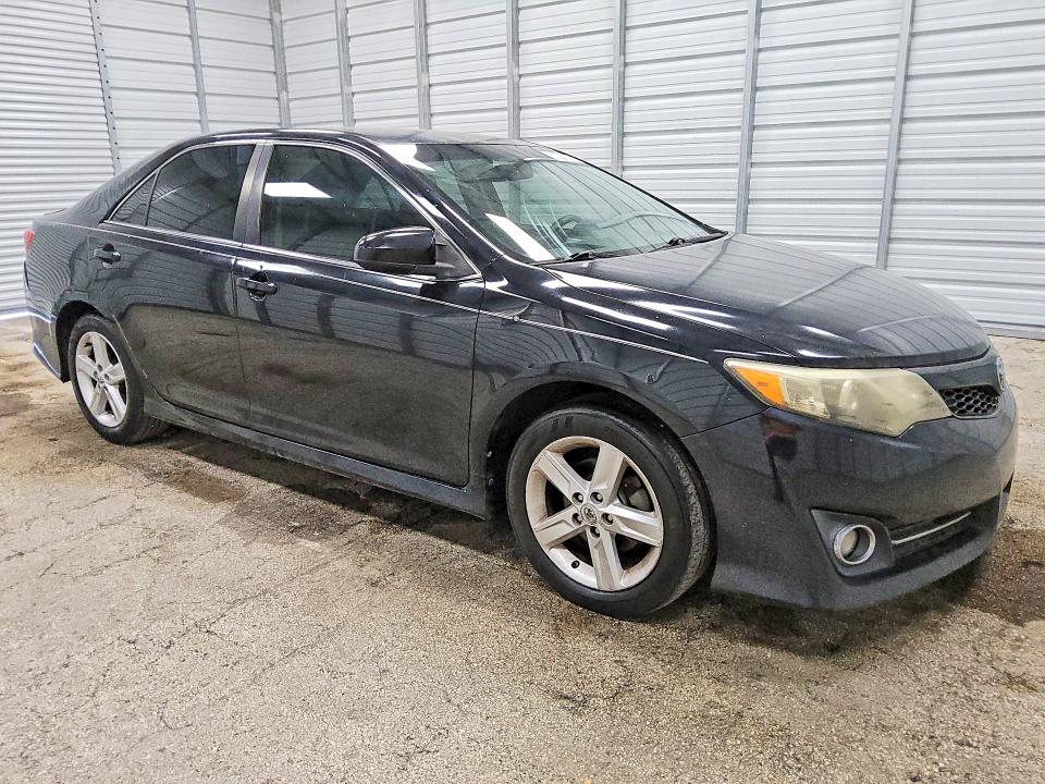 66810066 :رقم المزاد ، 4T1BF1FKXEU467735 vin ، 2014 Toyota Camry مزاد بيع