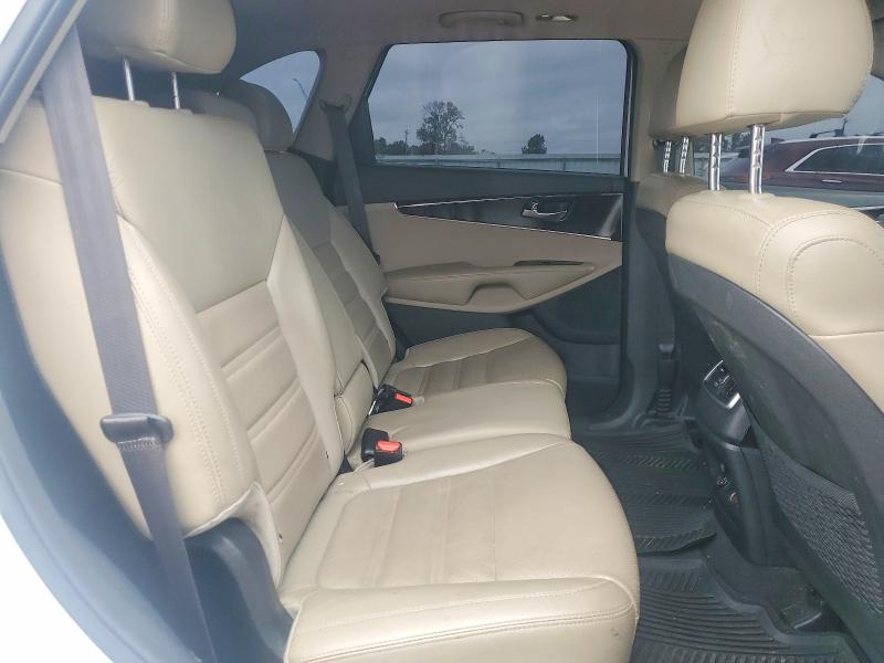 70175306 :رقم المزاد ، 5XYPH4A50LG688718 vin ، 2020 Kia Sorento مزاد بيع