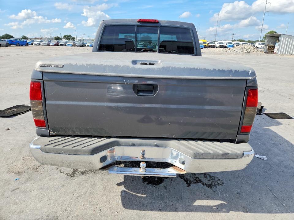 70677046 :رقم المزاد ، 1N6ED27T9YC361661 vin ، 2000 Nissan Frontier مزاد بيع