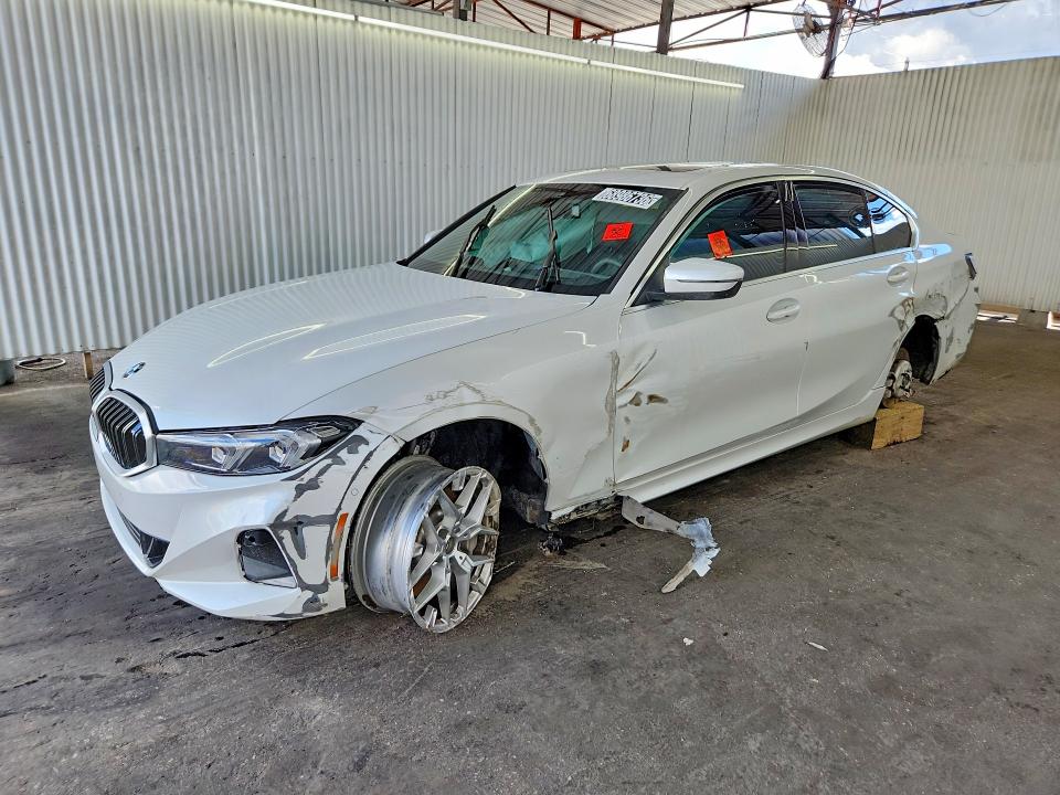 2026 Bmw 330xi მანქანა იყიდება აუქციონზე, vin: 3MW89CW00T8G53341, აუქციონის ნომერი: 68986736