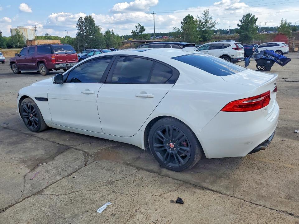 69737576 :رقم المزاد ، SAJAE4BN5HA968625 vin ، 2017 Jaguar Xe مزاد بيع