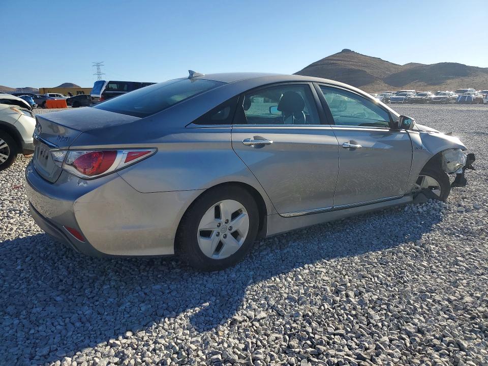Продажа на аукционе авто 2012 Hyundai Sonata, vin: KMHEC4A47CA043928, номер лота: 67688646