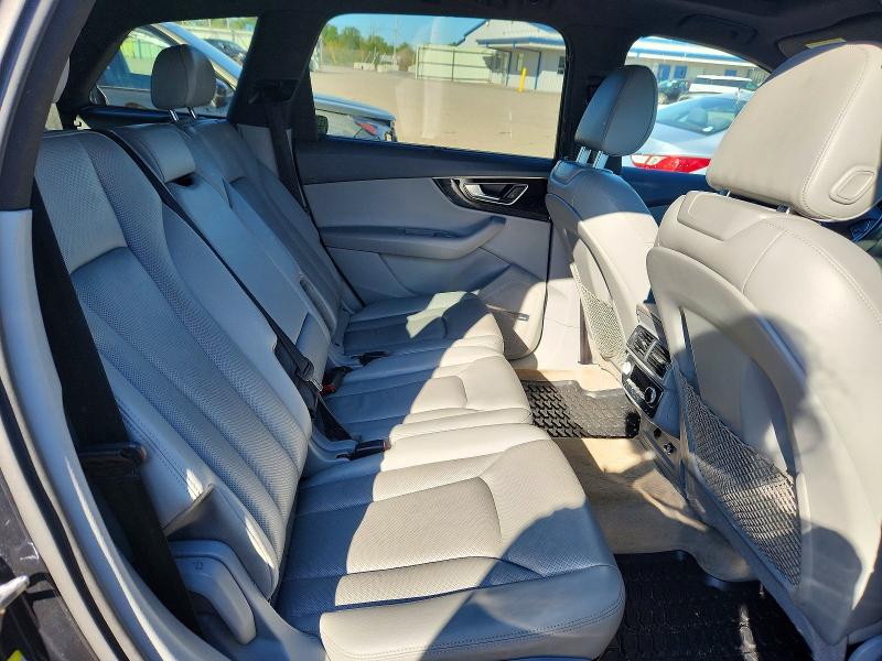 70519856 :رقم المزاد ، WA1VAAF7XJD013615 vin ، 2018 Audi Q7 مزاد بيع