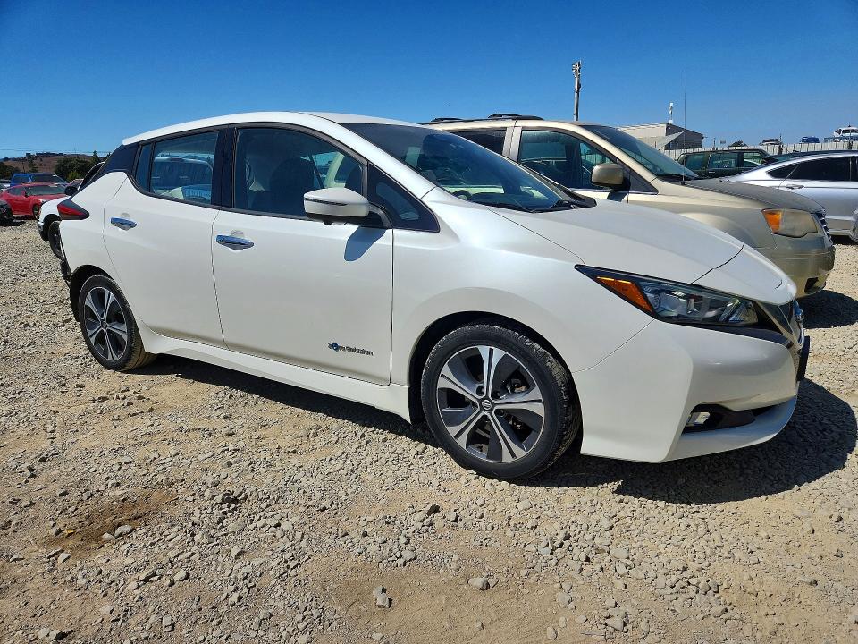 2018 Nissan Leaf მანქანა იყიდება აუქციონზე, vin: 1N4AZ1CP8JC317118, აუქციონის ნომერი: 69937816