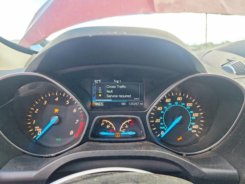 2015 Ford Escape მანქანა იყიდება აუქციონზე, vin: 1FMCU9J90FUA01987, აუქციონის ნომერი: 69628286