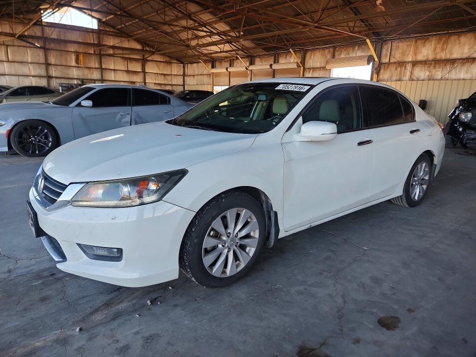 Продажа на аукционе авто 2014 Honda Accord, vin: 1HGCR2F87EA034578, номер лота: 70527916
