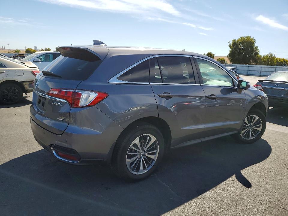 68850916 :رقم المزاد ، 5J8TB4H75JL014901 vin ، 2018 Acura Rdx مزاد بيع