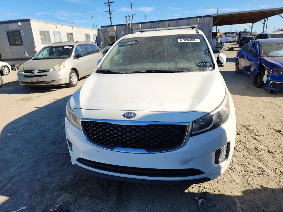 67896086 :رقم المزاد ، KNDMB5C12G6208711 vin ، 2016 Kia Sedona مزاد بيع