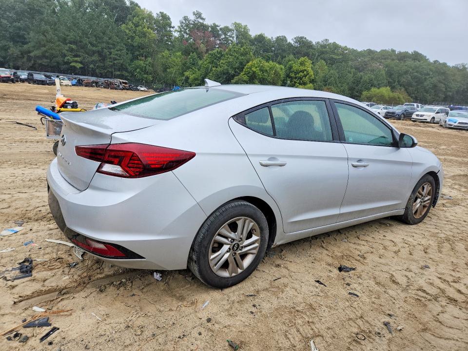 Продаж на аукціоні авто 2019 Hyundai Elantra, vin: KMHD84LFXKU881699, номер лоту: 70190346