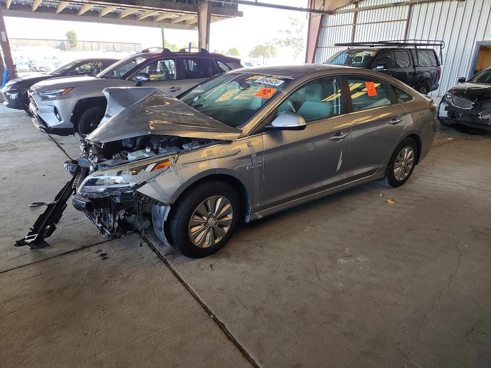 69546426 :رقم المزاد ، KMHE24L10HA055111 vin ، 2017 Hyundai Sonata Hybrid مزاد بيع