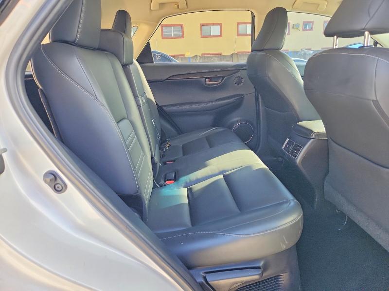 69022396 :رقم المزاد ، JTJYARBZ0H2068201 vin ، 2017 Lexus Nx 200t مزاد بيع