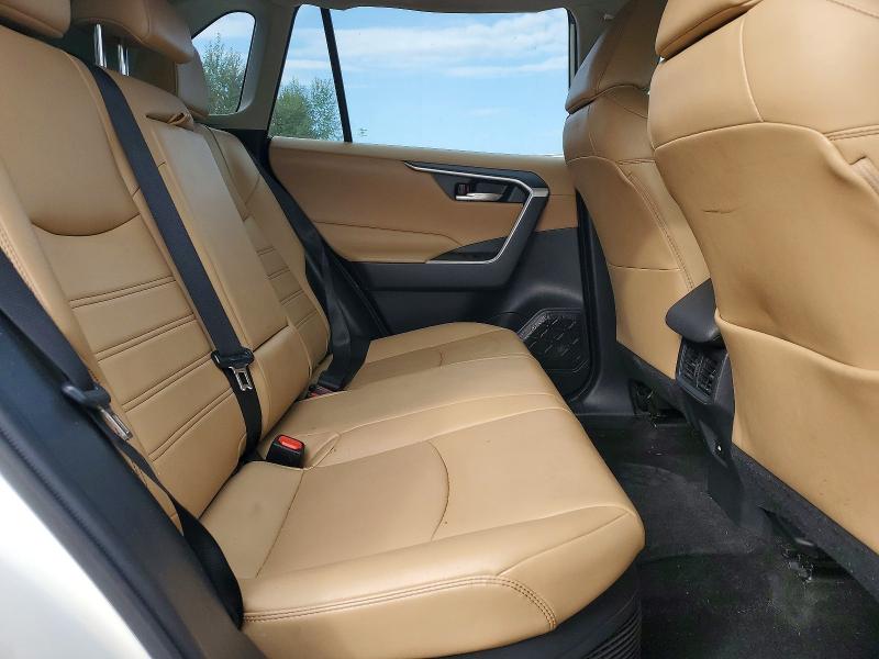 68872246 :رقم المزاد ، 4T3B6RFV5MU056709 vin ، 2021 Toyota Rav4 Hybrid مزاد بيع