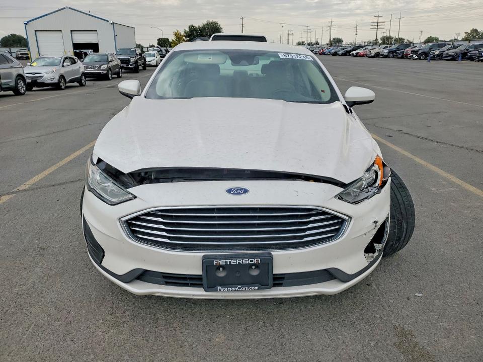 67018246 :رقم المزاد ، 3FA6P0HDXKR177497 vin ، 2019 Ford Fusion مزاد بيع