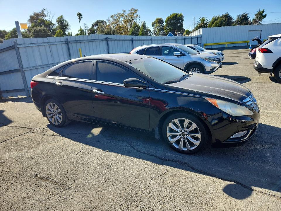 69170466 :رقم المزاد ، 5NPEC4AC4BH293985 vin ، 2011 Hyundai Sonata مزاد بيع