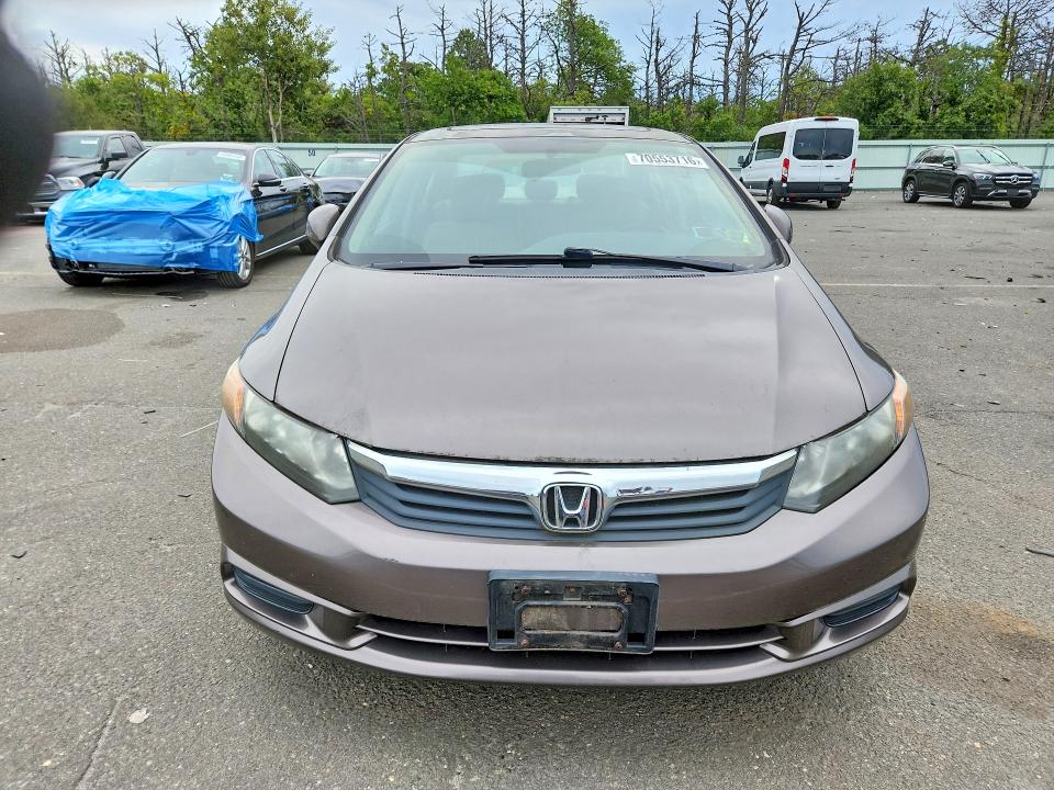2012 Honda Civic მანქანა იყიდება აუქციონზე, vin: 2HGFB2F92CH570816, აუქციონის ნომერი: 70553716