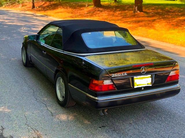 1993 Mercedes-benz 300 მანქანა იყიდება აუქციონზე, vin: WDBEA66E7PB922559, აუქციონის ნომერი: 69358656
