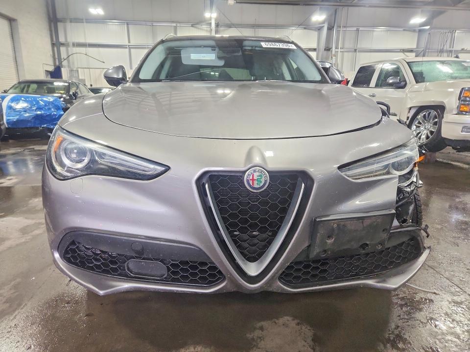 Продаж на аукціоні авто 2018 Alfa Romeo Stelvio, vin: ZASFAKAN8J7B77814, номер лоту: 69867396