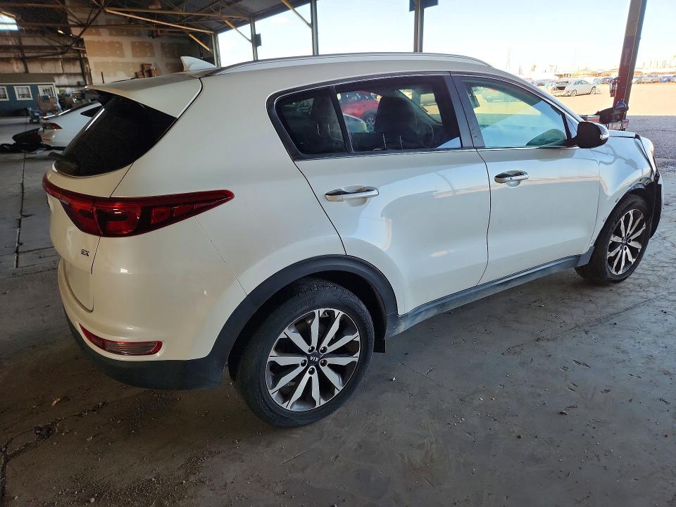 Auction sale of the 2018 Kia Sportage, vin: KNDPN3AC2J7420622, lot number: 67563196