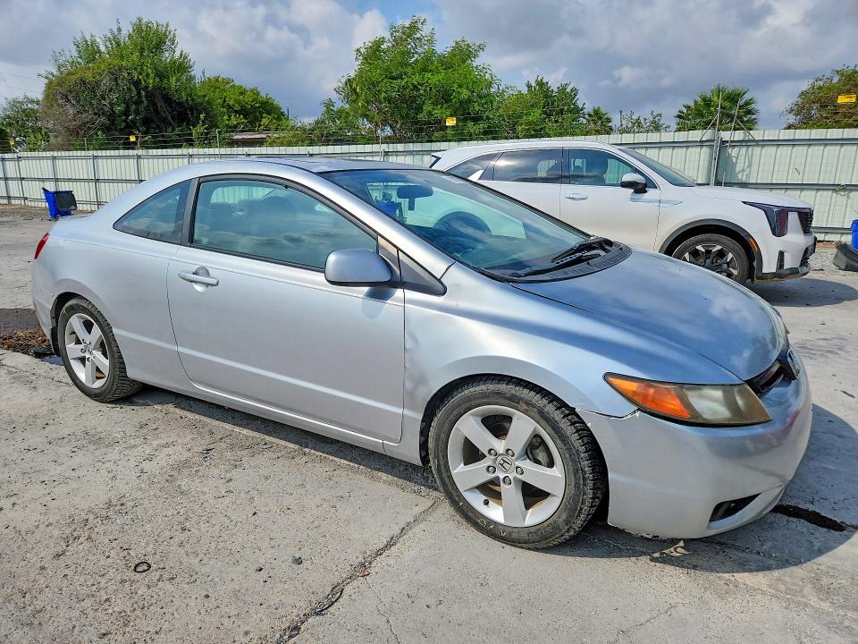 2006 Honda Civic მანქანა იყიდება აუქციონზე, vin: 2HGFG12896H520010, აუქციონის ნომერი: 69877626
