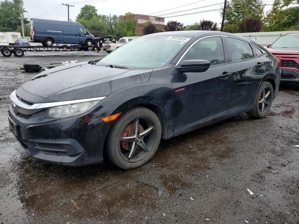 Продаж на аукціоні авто 2018 Honda Civic, vin: 2HGFC2F53JH523088, номер лоту: 70025526