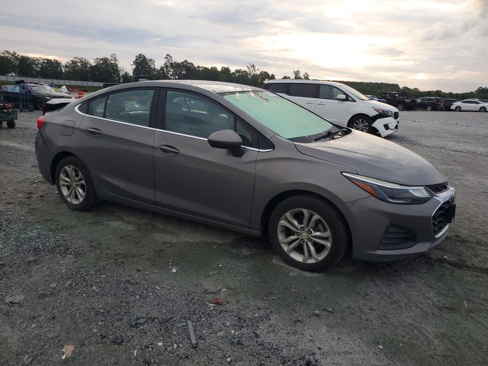 2019 Chevrolet Cruze მანქანა იყიდება აუქციონზე, vin: 1G1BE5SM9K7104772, აუქციონის ნომერი: 68560816