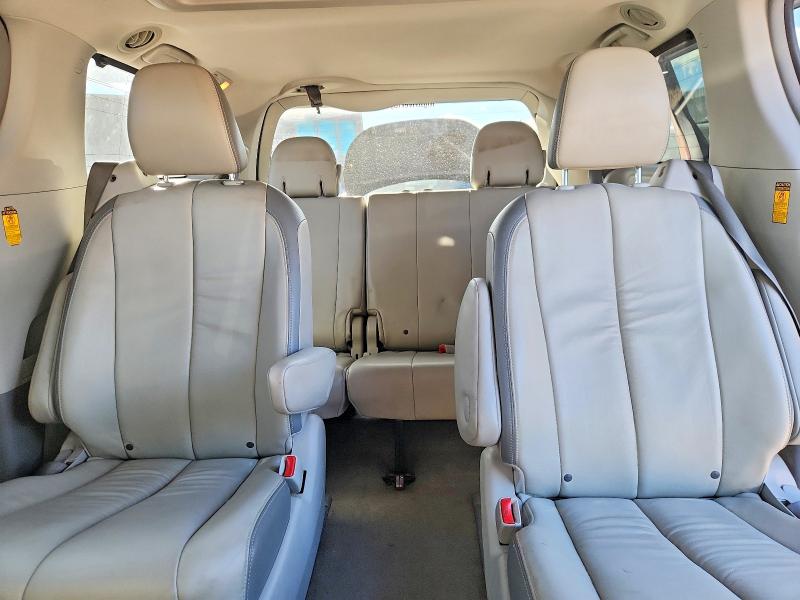 Продажа на аукционе авто 2014 Toyota Sienna, vin: 5TDYK3DC1ES462722, номер лота: 70489606