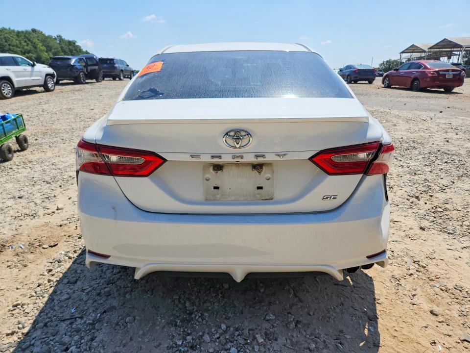 Продажа на аукционе авто 2018 Toyota Camry, vin: 4T1B11HK1JU639513, номер лота: 68928876