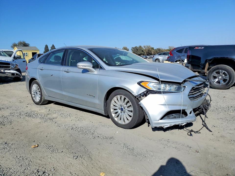 2016 Ford Fusion მანქანა იყიდება აუქციონზე, vin: 3FA6P0LU7GR304737, აუქციონის ნომერი: 69963486