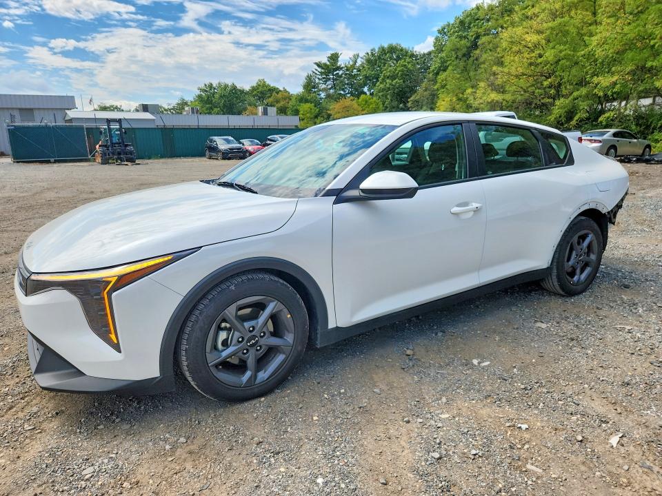 Продаж на аукціоні авто 2025 Kia K4, vin: 3KPFT4DE0SE062166, номер лоту: 68608756