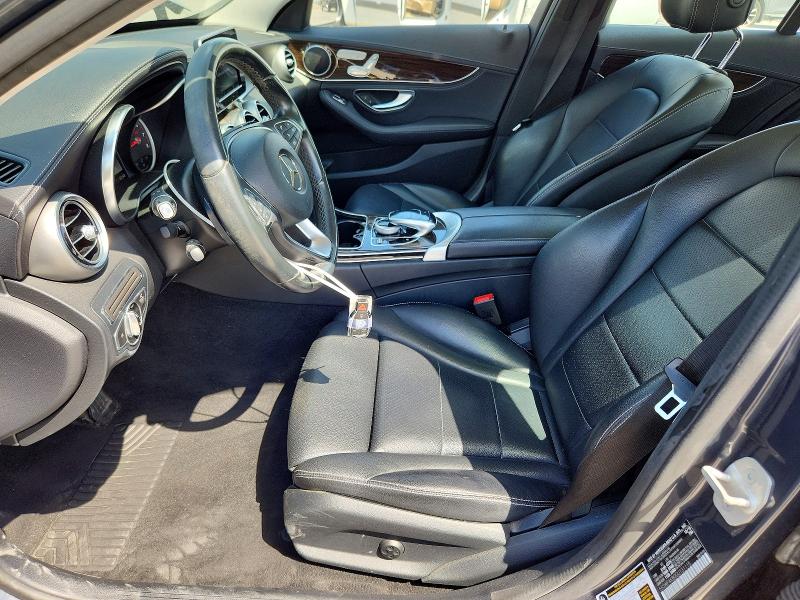 67271016 :رقم المزاد ، 55SWF4KB0GU131115 vin ، 2016 Mercedes-benz C مزاد بيع