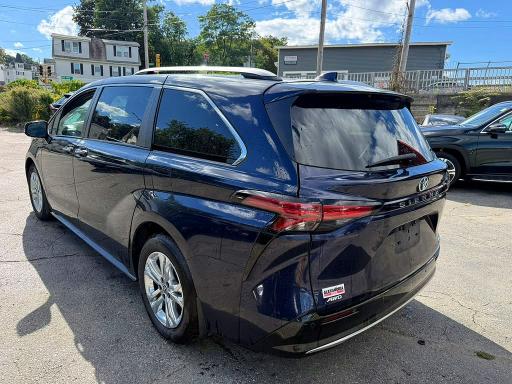 70011276 :رقم المزاد ، 5TDESKFC4PS086014 vin ، 2023 Toyota Sienna مزاد بيع