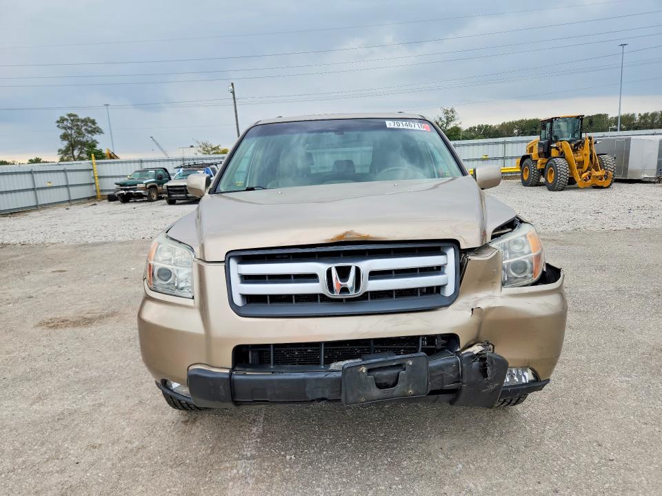 70146716 :رقم المزاد ، 5FNYF18606B004429 vin ، 2006 Honda Pilot مزاد بيع