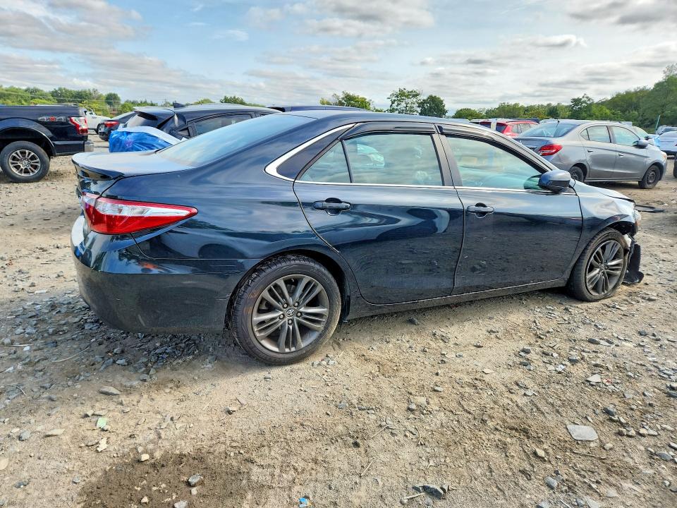 69581066 :رقم المزاد ، 4T1BF1FK5GU170326 vin ، 2016 Toyota Camry مزاد بيع