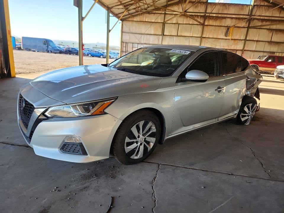 2021 Nissan Altima მანქანა იყიდება აუქციონზე, vin: 1N4BL4BV3MN352777, აუქციონის ნომერი: 69715226