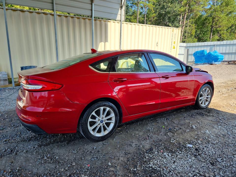 68567616 :رقم المزاد ، 3FA6P0HD3LR217968 vin ، 2020 Ford Fusion مزاد بيع