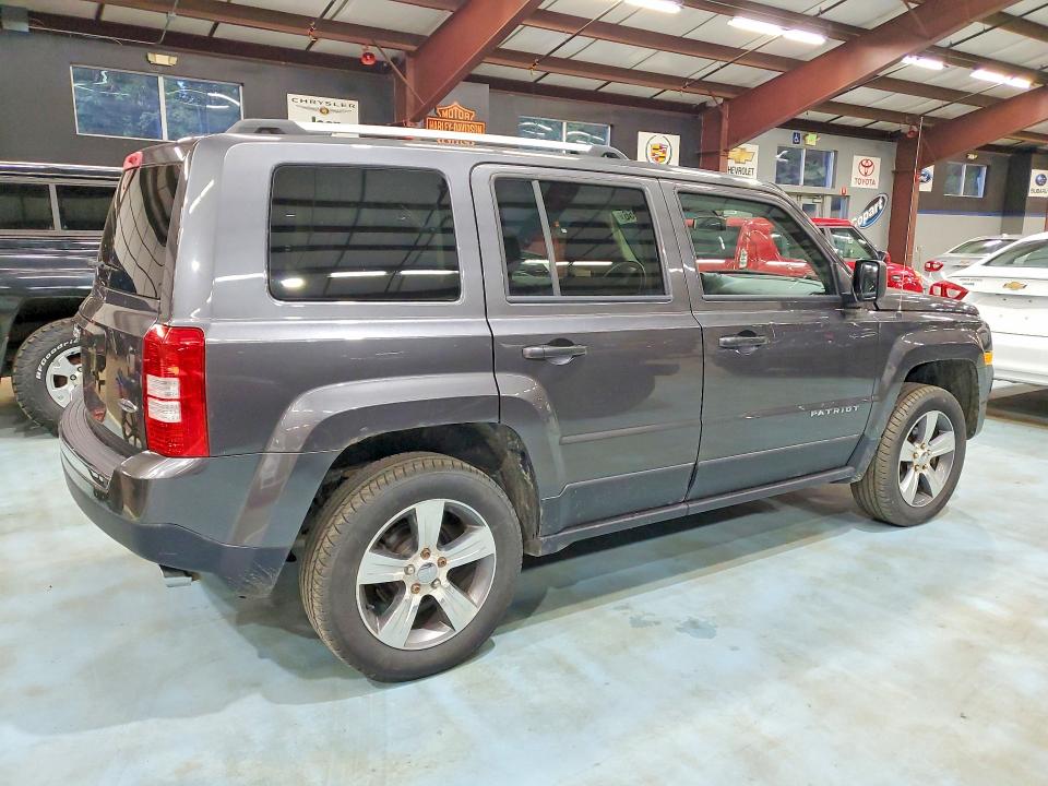 69364956 :رقم المزاد ، 1C4NJRFBXHD155031 vin ، 2017 Jeep Patriot مزاد بيع