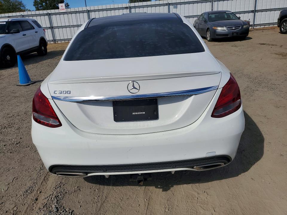 Auction sale of the 2017 Mercedes-benz C, vin: 55SWF4JB0HU192628, lot number: 70708206
