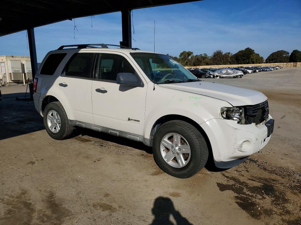 2010 Ford Escape მანქანა იყიდება აუქციონზე, vin: 1FMCU4K35AKB30261, აუქციონის ნომერი: 66812576