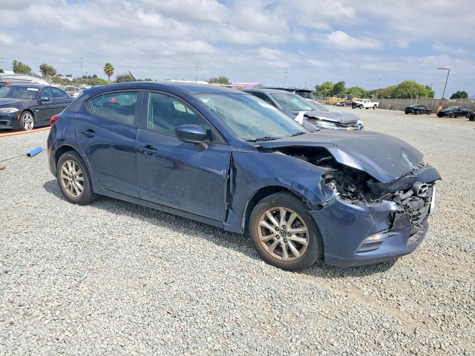 69087576 :رقم المزاد ، 3MZBN1K76HM110356 vin ، 2017 Mazda 3 مزاد بيع