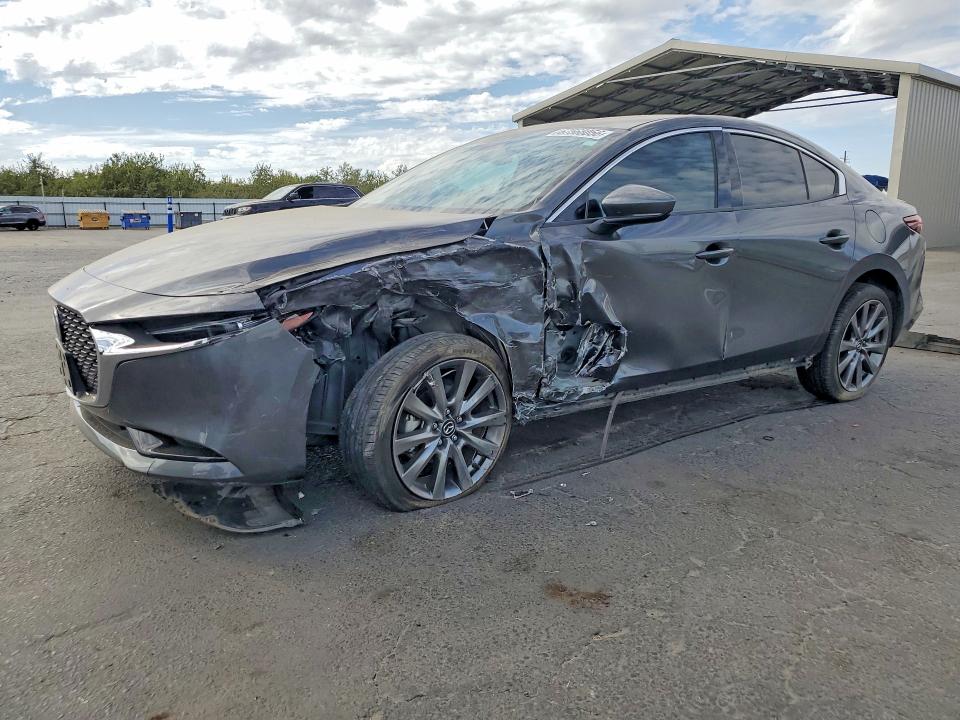 2021 Mazda 3 მანქანა იყიდება აუქციონზე, vin: JM1BPADL7M1326067, აუქციონის ნომერი: 67568056